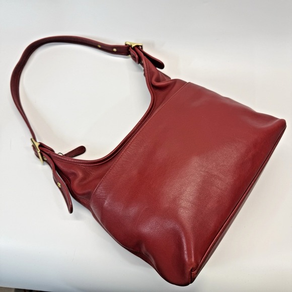 Coach Handbags - Vintage Coach Legacy Hobo Shoulder Hand Bag Red Leather Costa Rica 9058 Y2K